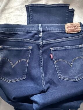 Women's 315 Shaping Bootcut Levi Jeans